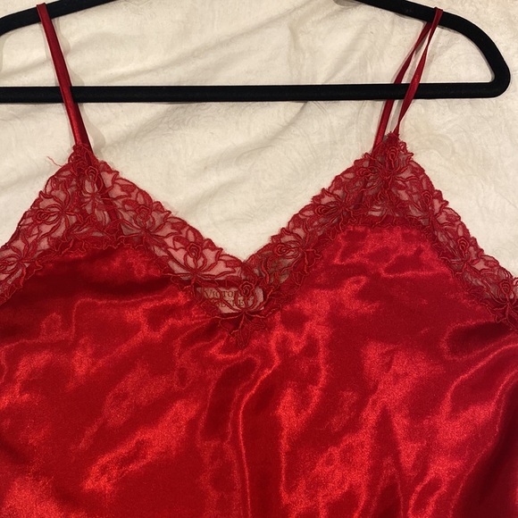 Victoria secrete red lace top - Picture 2 of 8